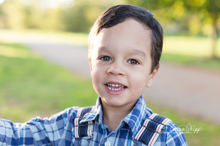 Corina Shipp Photography-Vancouver Children's Photographer-young boy smiling